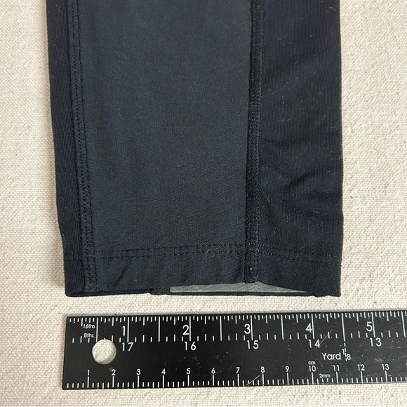 Title Nine Hybrid Hiking Leggings Womens Medium Black Nylon - Picture 14 of 14